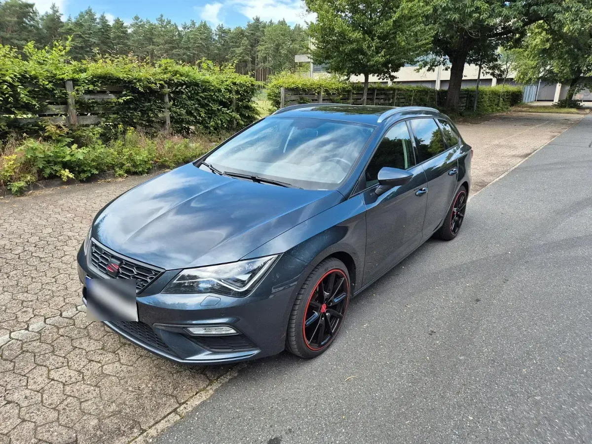 Gebraucht Seat Leon ST FR 130 PS (95 kW) 2019 Andere farben Kombi