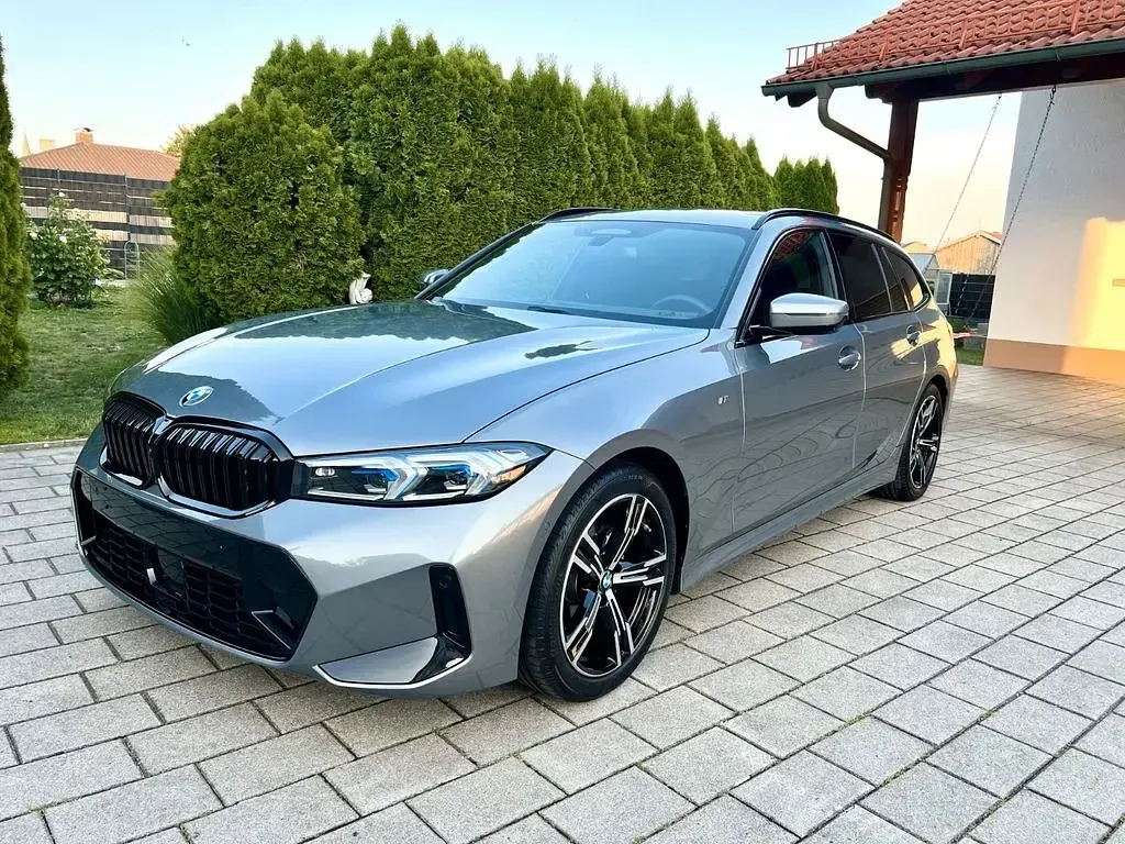 Gebraucht BMW 320 M Sport 190 PS (139 kW) 2025 Grau Limousine