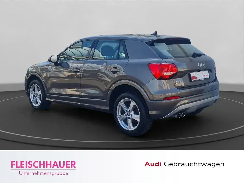 Gebraucht Audi Q2 Advanced 150 PS (110 kW) 2019 Grau SUV
