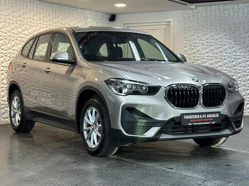 Używany BMW X1 Advantage 178 KM (130 kW) 2021 Srebrny SUV