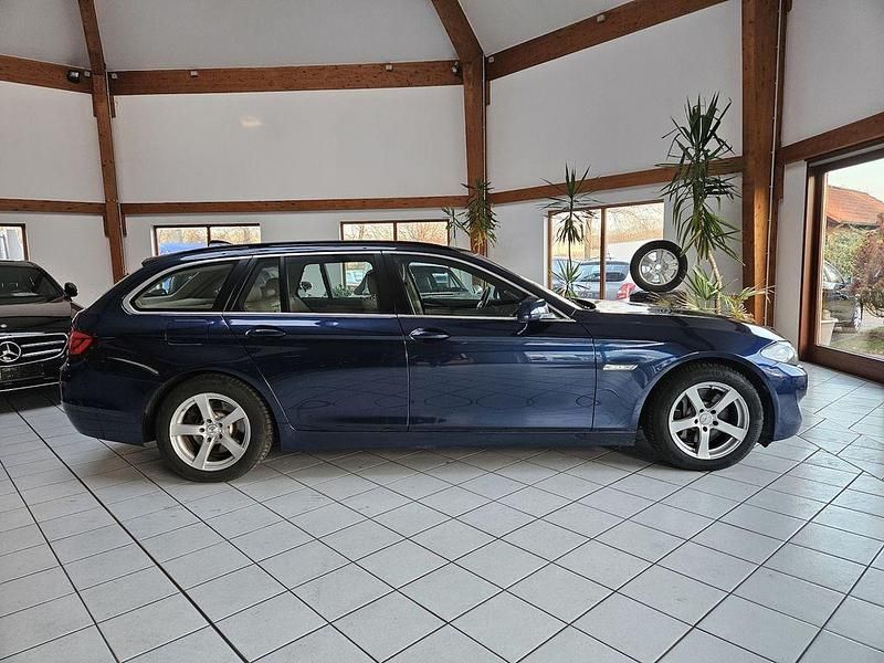 Gebraucht BMW 525 218 PS (160 kW) 2012 Blau