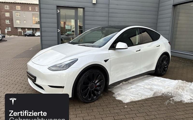 Weiß Gebraucht 2022 Tesla Model Y Performance SUV | 36.000 € (Fairer Preis) - Bild 1/4