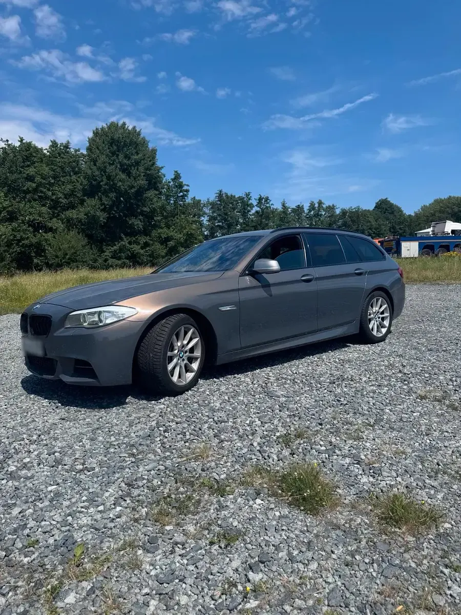Gebraucht BMW 550 381 PS (280 kW) 2012 Kombi