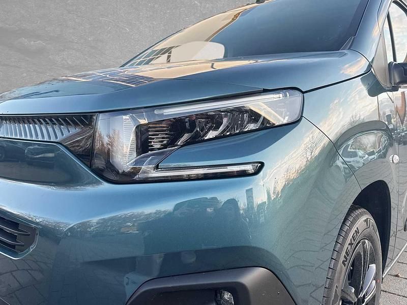 Gebraucht Citroën Berlingo 102 PS (75 kW) 2025 Blau Van / Kleinbus