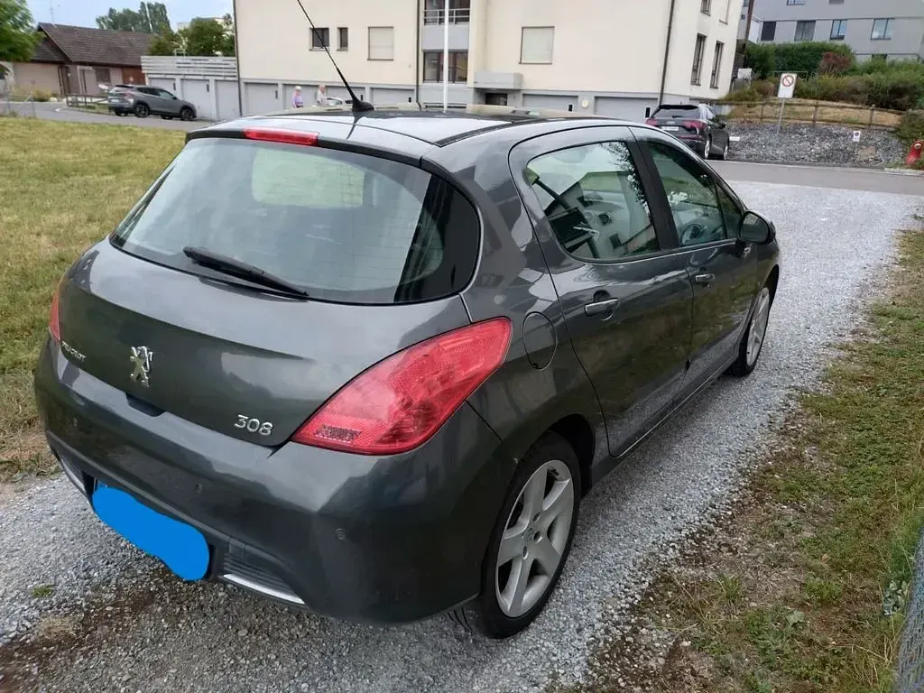 Gebraucht Peugeot 308 120 PS (88 kW) 2008 Grau Limousine