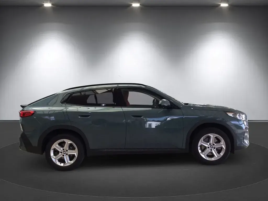 Gebraucht BMW X2 Comfort Edition 156 PS (114 kW) 2024 Gruen SUV
