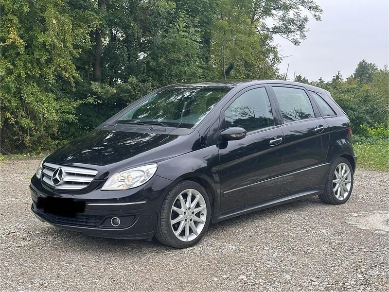 Schwarz Gebraucht 2006 Mercedes B200 Van / Kleinbus | 1.000 € (Superpreis) - Bild 1/4