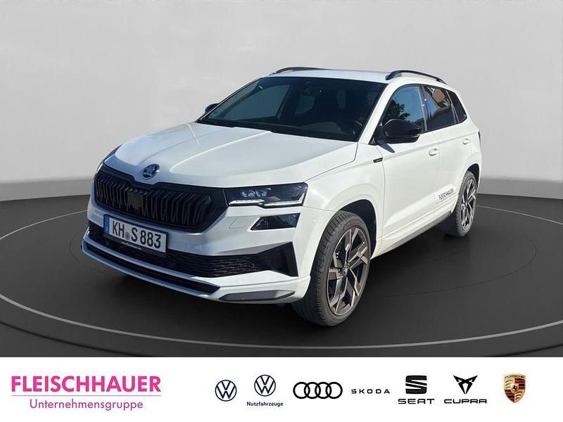 Weiss Gebraucht 2025 Skoda Karoq Business Line SUV | 47.982 € - Bild 1/4