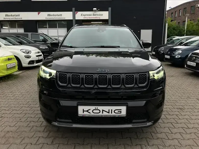 Gebraucht Jeep Compass 179 PS (131 kW) 2022 Carbon black (5ce) SUV