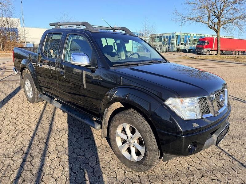 Gebraucht Nissan Navara 171 PS (125 kW) 2010 Schwarz Pickup