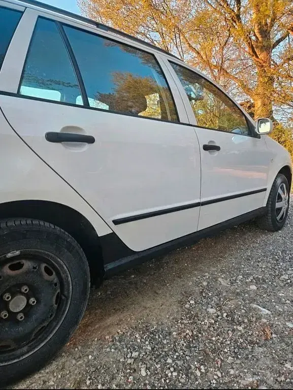 Gebraucht Skoda Fabia 75 PS (55 kW) 2005 Weiß Limousine