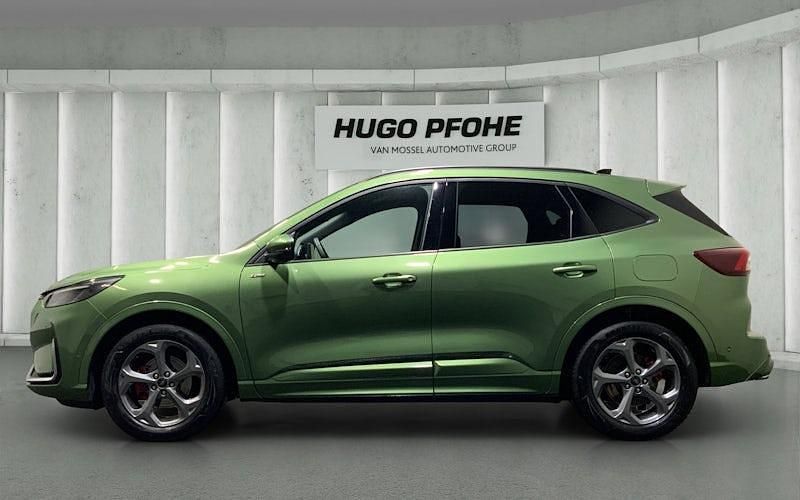 Gebraucht Ford Kuga ST-Line X 150 PS (110 kW) 2024 Grün SUV