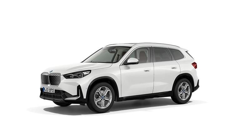 Gebraucht 2024 BMW iX1 SUV | 46.490 € (Etwas zu teuer) - Bild 1/3