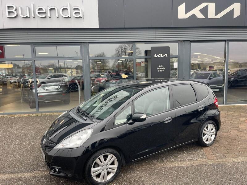 Schwarz Gebraucht 2013 Honda Jazz Exclusive Kleinwagen | 8.990 € (Etwas zu teuer) - Bild 1/4