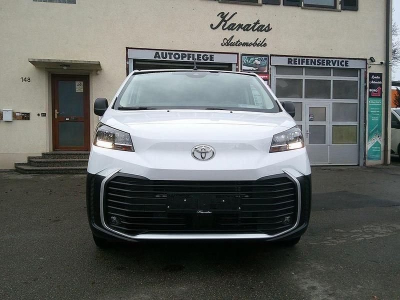 Gebraucht Toyota Proace 144 PS (105 kW) 2024 Weiß Van / Kleinbus