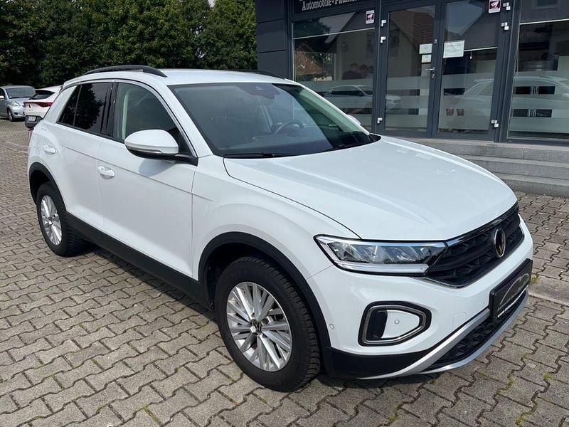 Gebraucht VW T-Roc Life 116 PS (85 kW) 2025 Weiß SUV