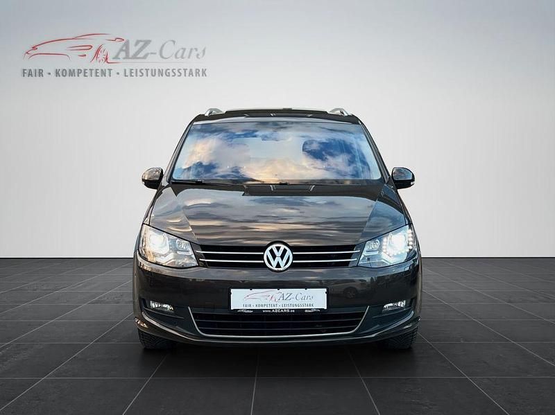 Gebraucht VW Sharan Cup 140 PS (102 kW) 2015 Braun Van / Kleinbus