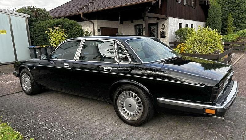 Gebraucht Jaguar XJ40 212 PS (155 kW) 1987 Schwarz Limousine