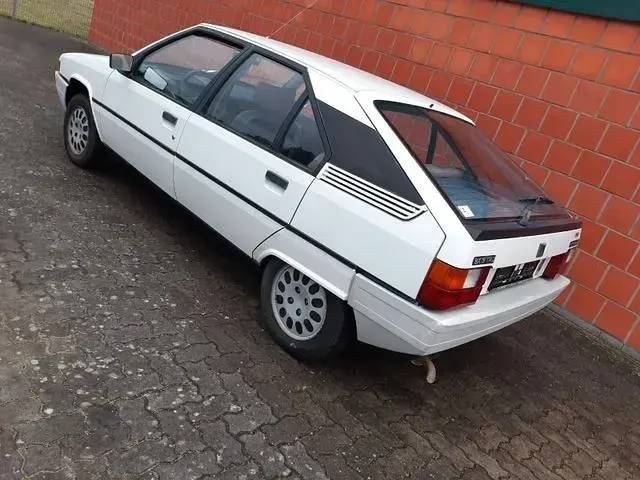 Gebraucht Citroën BX 65 PS (47 kW) 1986 Weiß Limousine