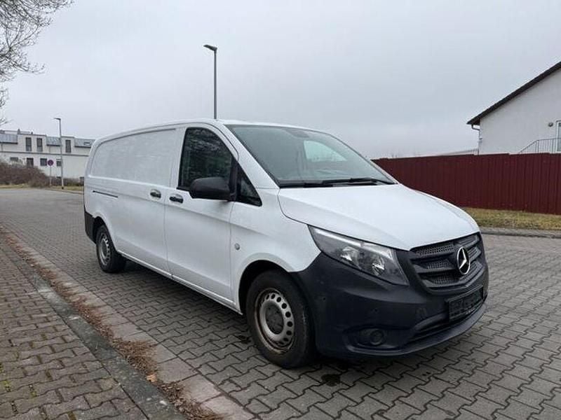 Gebraucht Mercedes Vito 163 PS (119 kW) 2016 Weiß Van