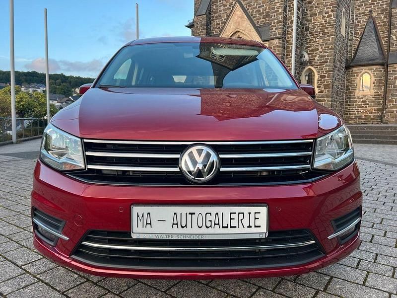 Rot Gebraucht 2019 VW Caddy Join Van / Kleinbus | 18.900 € (Teuer) - Bild 1/4