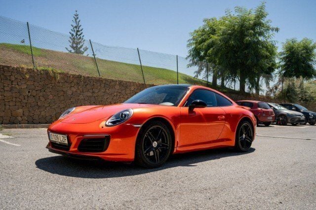 Gebraucht Porsche 911 Carrera 370 PS (272 kW) 2016 Orange metallic Coupé