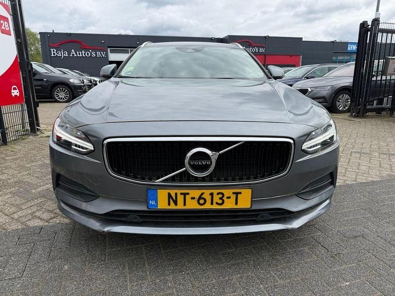 Second-hand Volvo V90 Momentum 190 CP (139 kW) 2017 Break