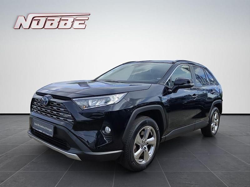 Tiefschwarz metallic Gebraucht 2021 Toyota RAV4 Hybrid Team SUV | 35.900 € (Teuer) - Bild 1/4