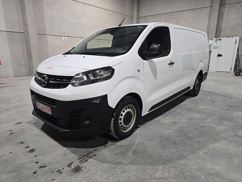 Gebraucht Opel Vivaro 144 PS (105 kW) 2022 Weiß Van / Kleinbus