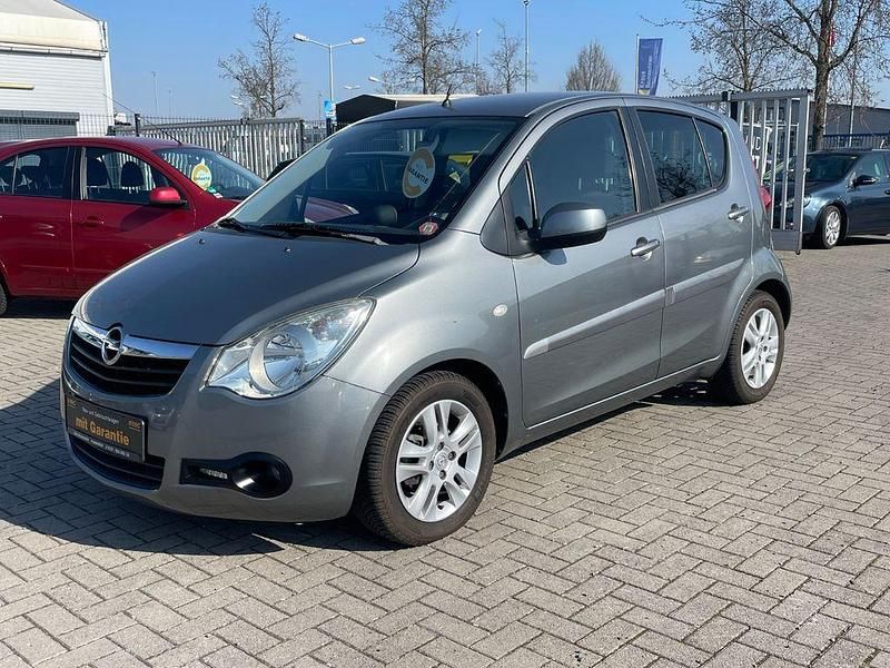 Gebraucht Opel Agila Edition 94 PS (69 kW) 2011 Grau Kleinwagen