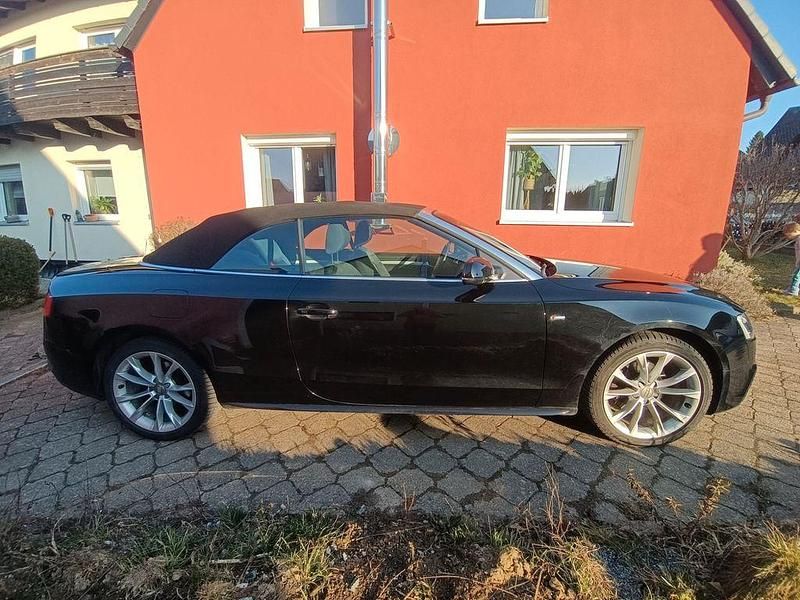 Używany Audi A5 Cabriolet 177 KM (130 kW) 2016 Czarny Kabriolet