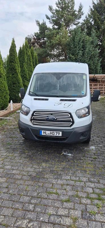 Weiß Gebraucht 2017 Ford Transit Kombi | 19.500 € (Fairer Preis) - Bild 1/4