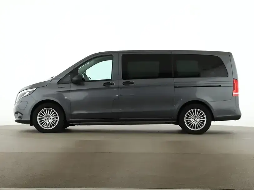 Gebraucht Mercedes e-Vito 150 kW (204 PS) 2022 Grau Van