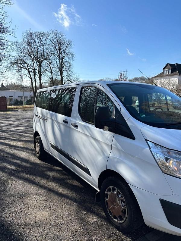 Gebraucht Ford Transit Custom 105 PS (77 kW) 2017 Weiß Van / Kleinbus
