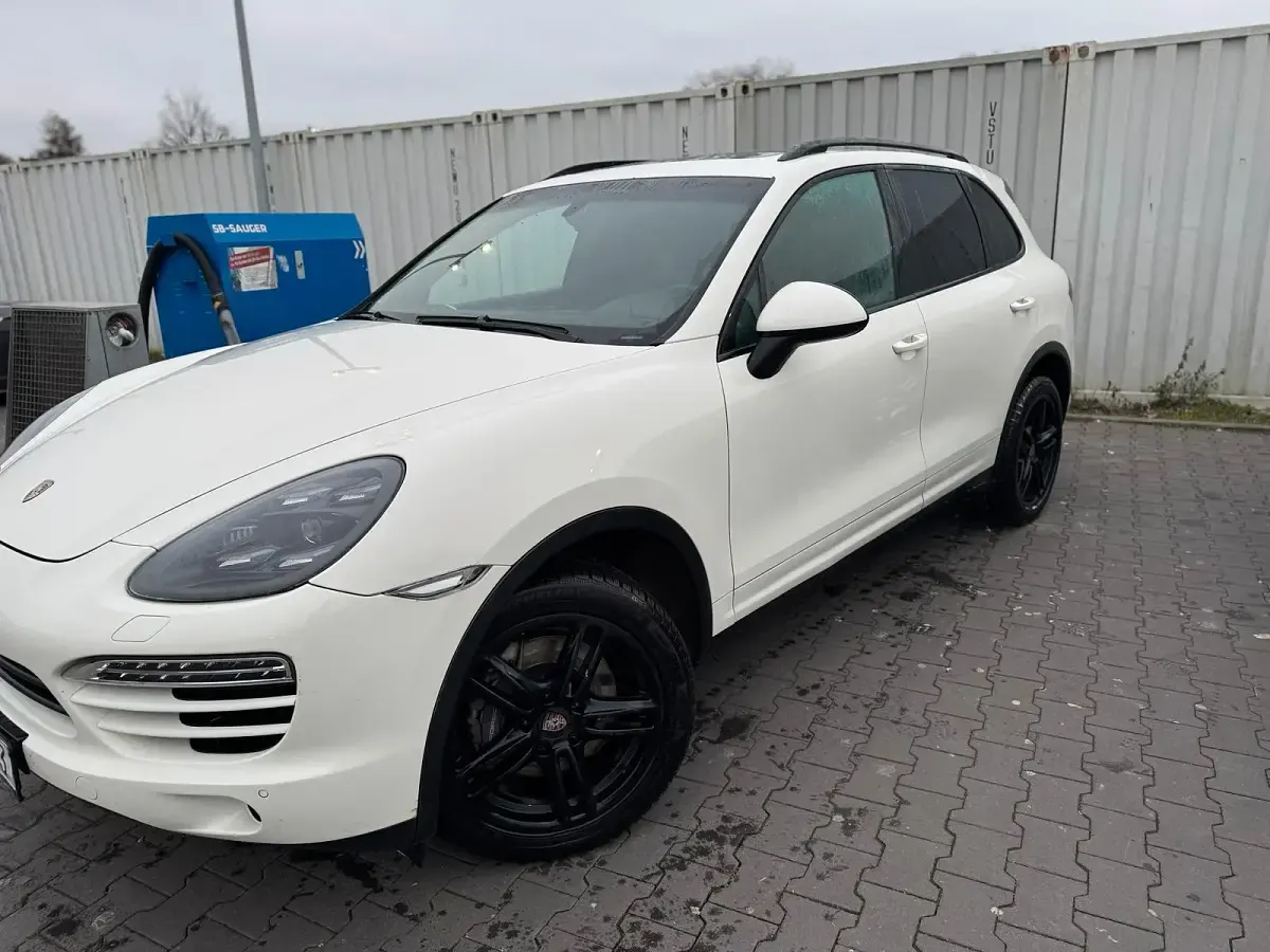 Gebraucht Porsche Cayenne 245 PS (180 kW) 2011 Weiß SUV