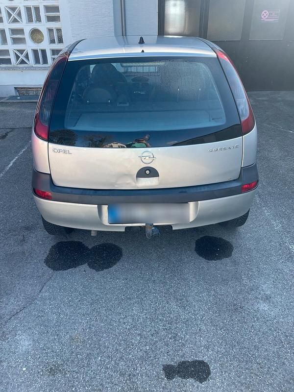 Gebraucht Opel Corsa 75 PS (55 kW) 2001 Silber Kleinwagen