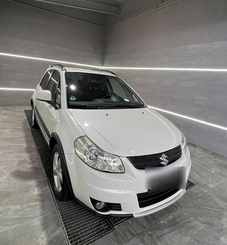 Gebraucht Suzuki SX4 107 PS (78 kW) 2007 Weiß
