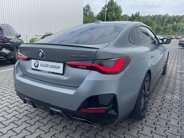 Gebraucht BMW M440 M Sport 374 PS (275 kW) 2024 Grau Limousine