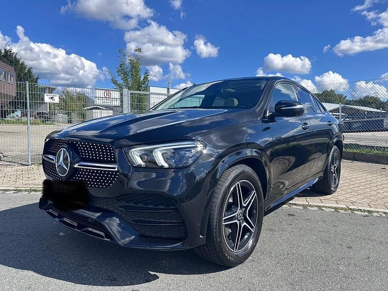Schwarz Gebraucht 2024 Mercedes GLE350 AMG line Coupé | 72.800 € (Superpreis) - Bild 1/4