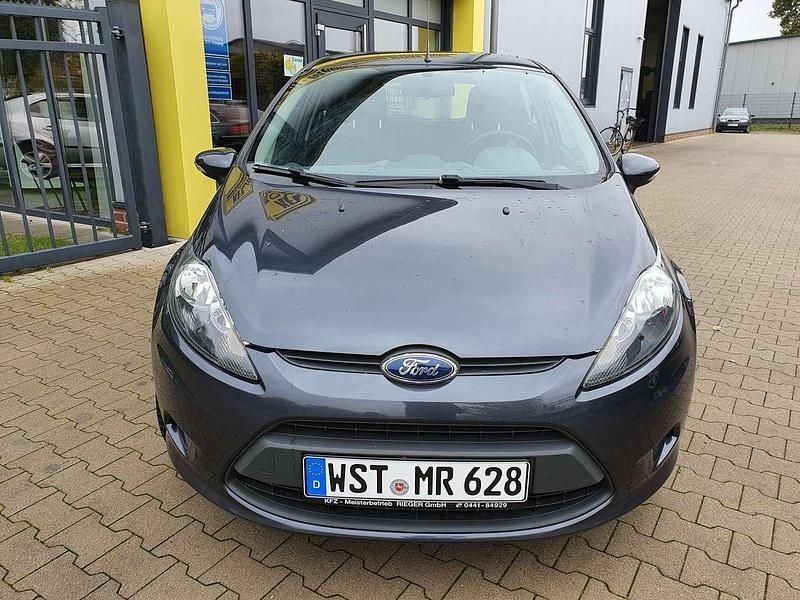 Sea grey Gebraucht 2010 Ford Fiesta Trend Kleinwagen | 5.900 € - Bild 1/4