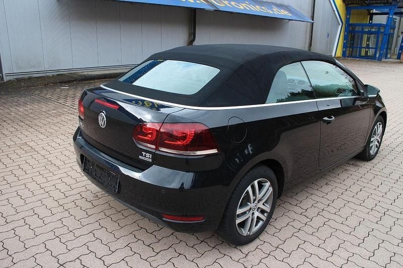 Gebraucht VW Golf Basis 105 PS (77 kW) 2011 Schwarz Cabrio