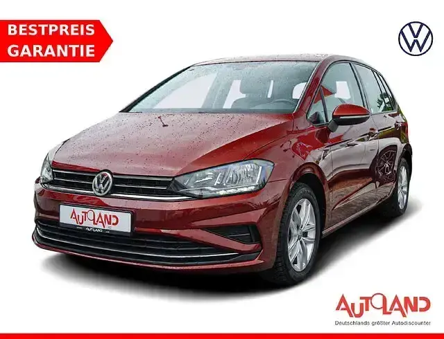 Używany VW Golf 131 KM (96 kW) 2020 Czerwony Minivan