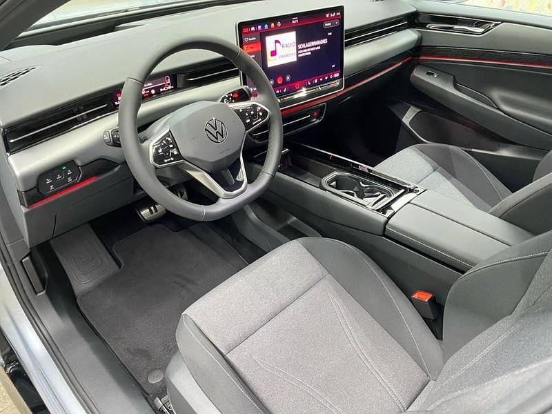 Nowe VW ID.7 Pro 210 kW (286 KM) 2026 Srebrny Kombi