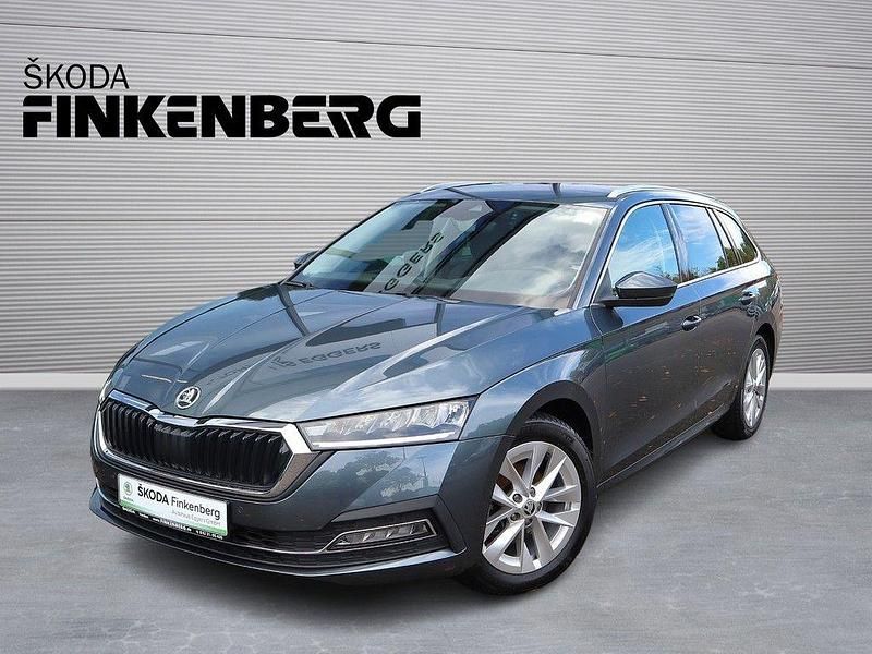 Grau Gebraucht 2021 Skoda Octavia First Edition Kombi | 18.980 € (Fairer Preis) - Bild 1/4
