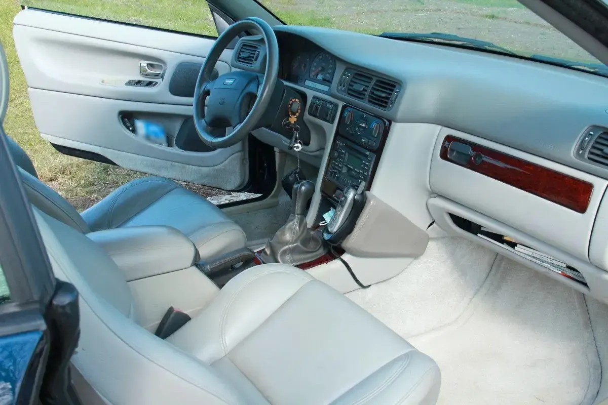 Gebraucht Volvo C70 163 PS (119 kW) 2000 Blau Cabrio