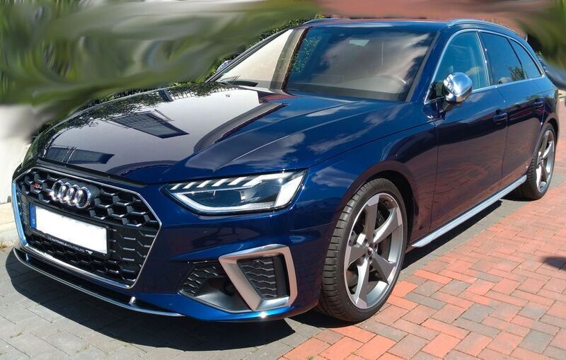 Blau Gebraucht 2020 Audi S4 Ambiente Kombi | 34.999 € (Superpreis) - Bild 1/4