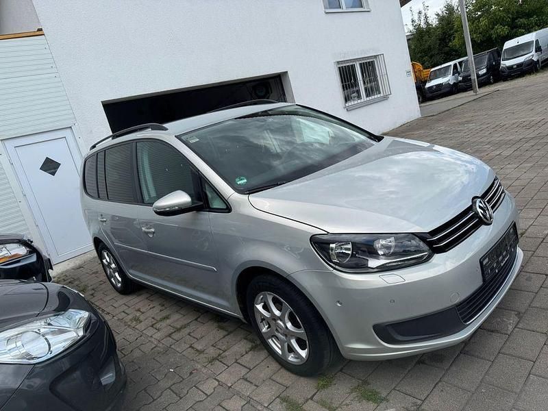 Silber Gebraucht 2011 VW Touran Comfortline Van / Kleinbus | 5.950 € (Guter Preis) - Bild 1/4