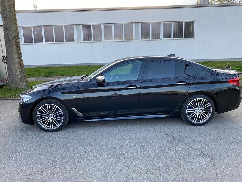 Gebraucht BMW M550 M Performance 400 PS (294 kW) 2017 Schwarz Limousine