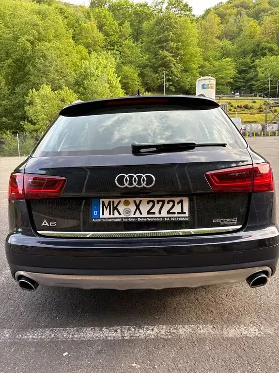 Używany Audi A6 Allroad 272 KM (200 kW) 2016 Czarny Kombi