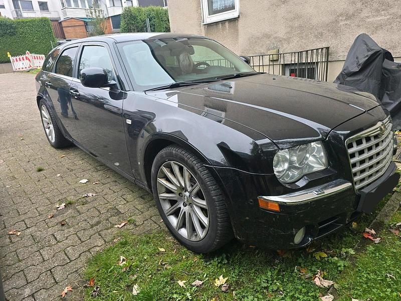 Schwarz Gebraucht 2009 Chrysler 300C Touring Kombi | 5.500 € (Fairer Preis) - Bild 1/4